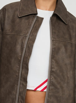 Faux leather jacket Oversized fit, classic collar, drop shoulder, zip fastening, twin hip pockets Good stretch, fully lined 