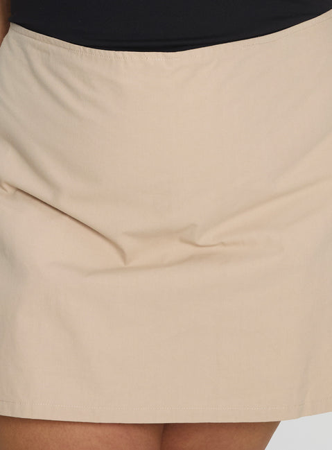Gigi Skort Beige Curve
