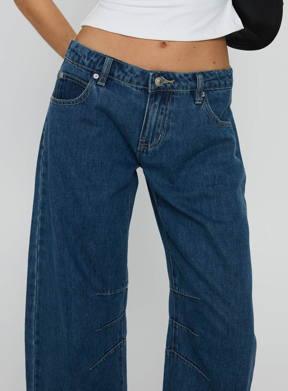 Tippie Low Rise Barrel Leg Jeans Mid Wash Mid Rise Jeans Jeans 