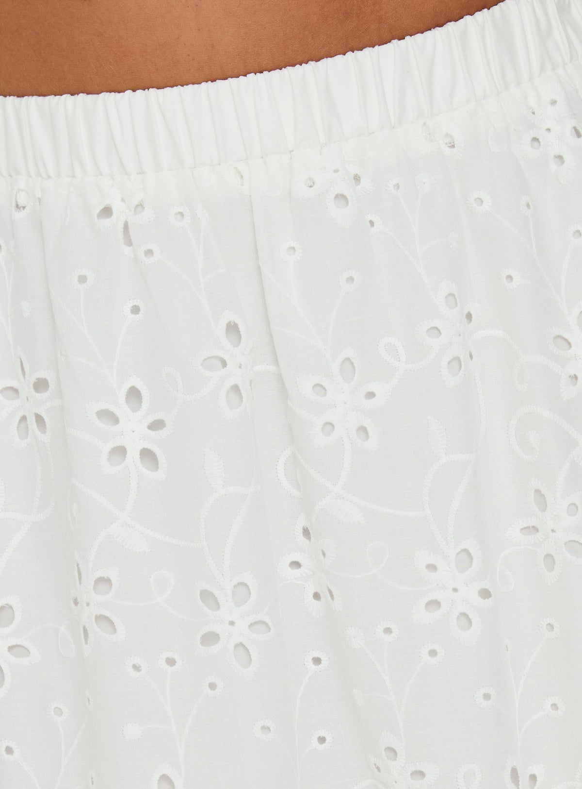 Explore the Isolie Tiered Maxi Skirt White Anglaise in womens-skirts with a relaxed fit and lace hem Princess Polly