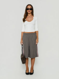 Daily Define Scoop Neckline 3/4 Sleeve Top White