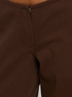 Close-up of the Hereos Mid Rise Baggy Leg Jeans Washed Chocolate womens-jeans zipper detail Princess Polly