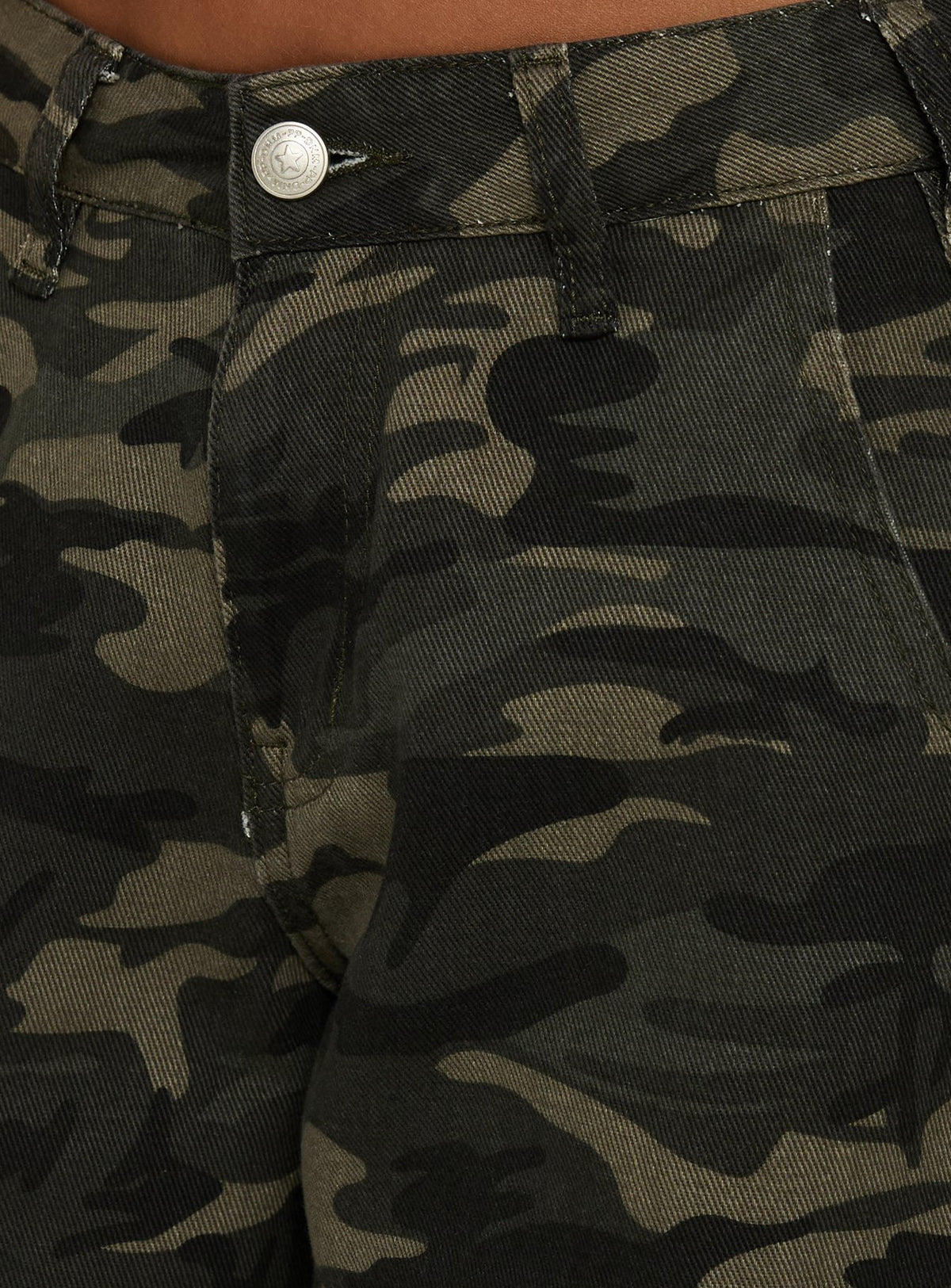 Presenting Hudsen Cargo Pants Camo in womens regular pants with mid-rise waist and camo print detail Princess Polly