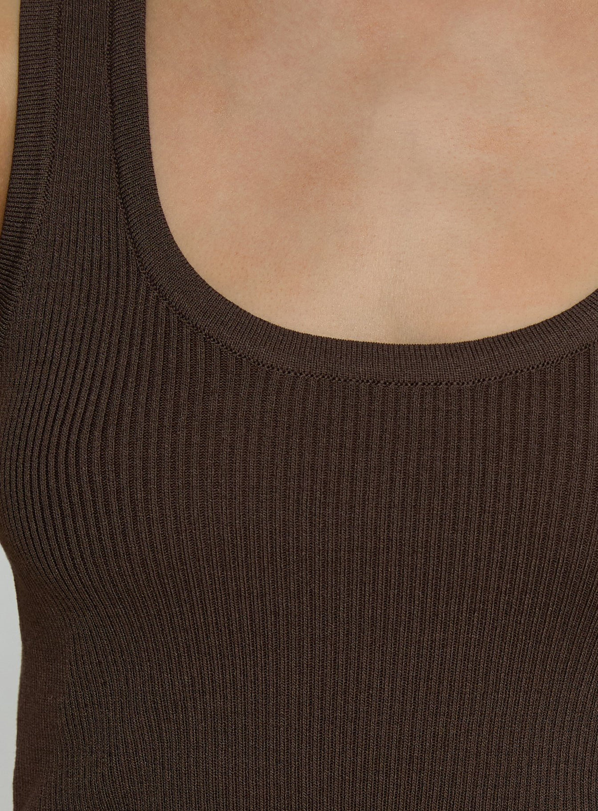 Kyrella Longline Tank Top Chocolate