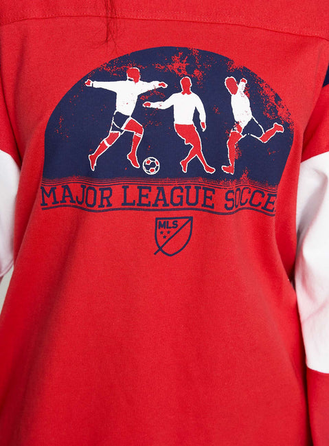 back view of model wearing Princess Polly MLS 96 Retro Long Sleeve Top Red Full Sleeves Crew Neck 