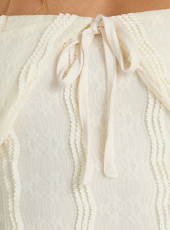 Colettie Short Sleeve Top Cream