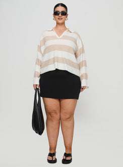 front view of model wearing Princess Polly Rick Sweater White / Beige Curve regular Jumpers 