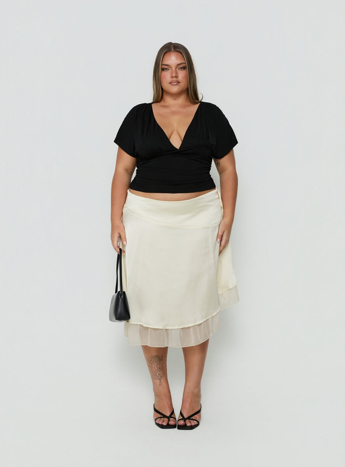 Mattey Cinched V Neck Top Black Curve