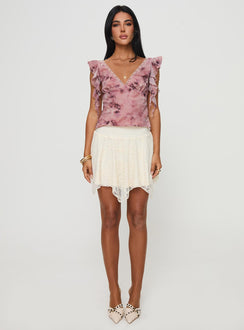front view of model wearing Princess Polly Miztry Top Pink Short Sleeves V-Neck 
