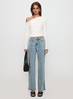 White Mustang Mid Rise Straight Leg Jean Light Blue Mid Rise Jeans Jeans 