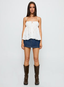 front view of model wearing Princess Polly Moving Forward Tie Detail Top White Sleeveless Square Neck 