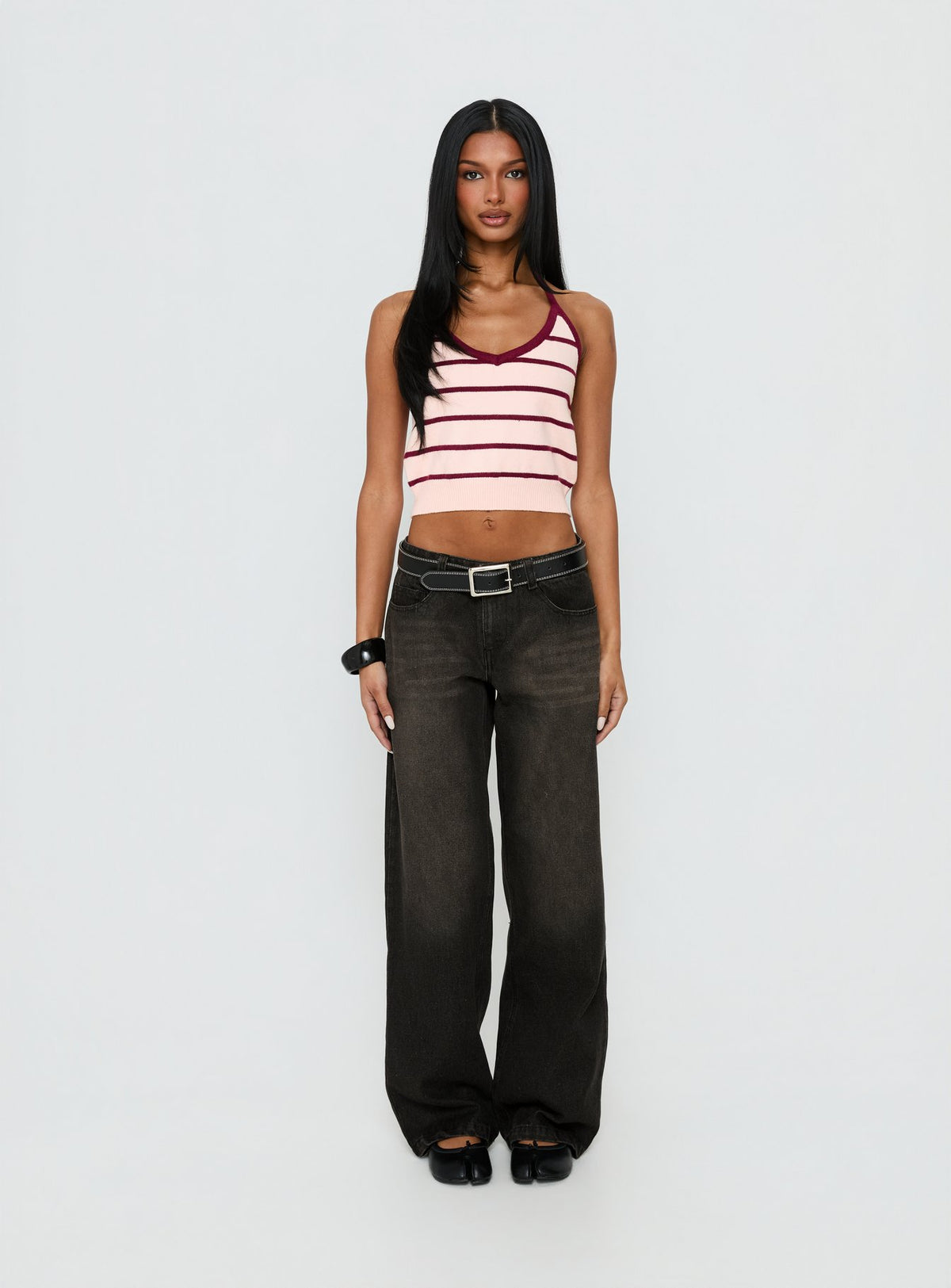 front view of model wearing Princess Polly Korinne Low Rise Baggy Jeans Washed Charcoal Low Rise Jeans Jeans 