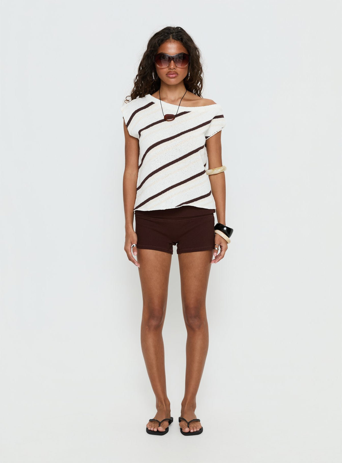 Ashfield Off Shoulder Top White / Beige Stripe