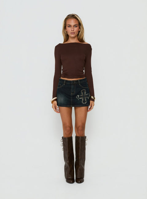 Showcasing the Barracuda Applique Denim Mini Skirt in Grunge Wash womens-skirts with fitted silhouette front view of model wearing Princess Polly