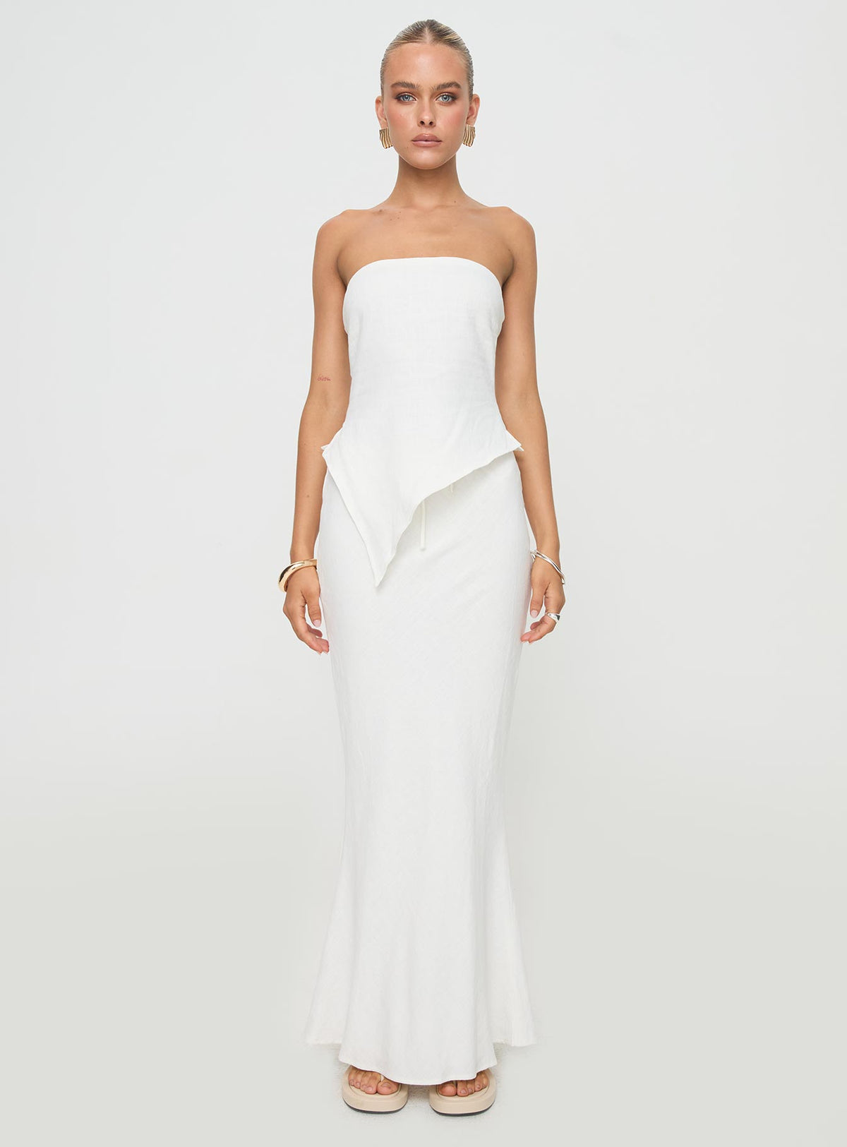 front view of model wearing Princess Polly Birdie Asymmetric Linen Blend Top White Sleeveless straight 