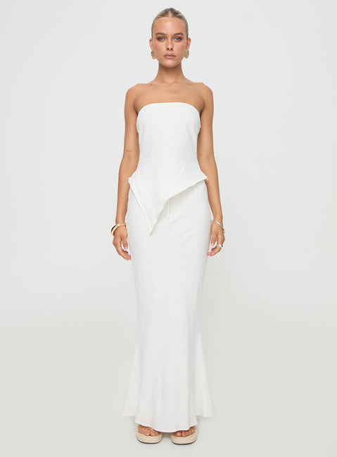 front view of model wearing Princess Polly Birdie Asymmetric Linen Blend Top White Sleeveless straight 
