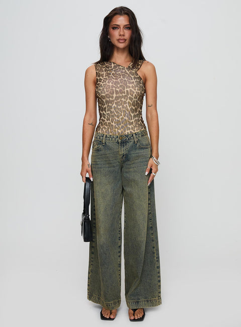 side view of model wearing Princess Polly Serenata Bodysuit Leopard Sleeveless Bodysuit 