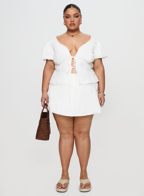 back view of model wearing Princess Polly Wilhelmina Blouse Top White Curve Short Sleeves Plunger 