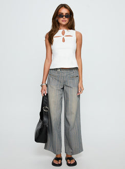 side view of model wearing Princess Polly Lifetimes Mid Rise Wide Leg Cargo Jeans Dark Blue Stripe Mid Rise Jeans Jeans 