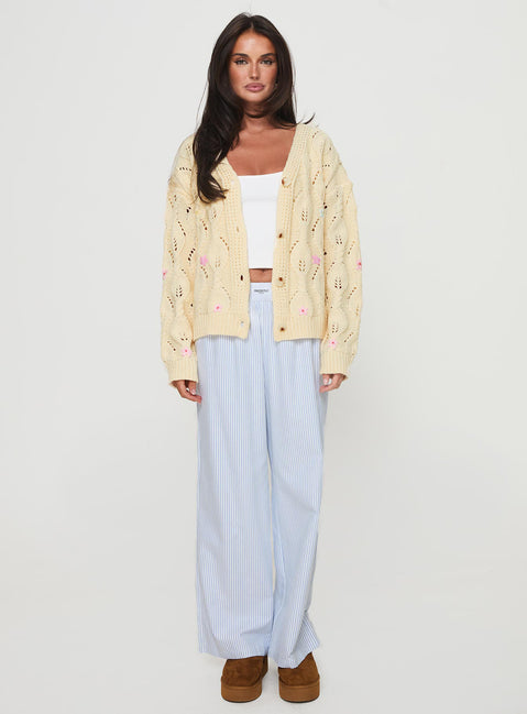 front view of model wearing Princess Polly Daffodil Cardigan Cream Cropped Jumpers Jumpers 