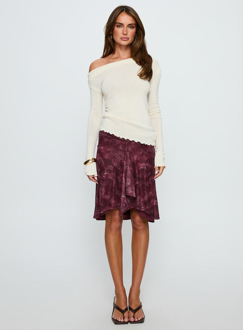   front view of model wearing Princess Polly Esmeray Midi Skirt Mesh Tonal Paisley Plum Skirts 