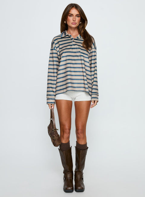 Showcasing the Mystris Collared Jumper Khaki Stripe womens-jumpers in long oversized fit front view of model wearing Princess Polly