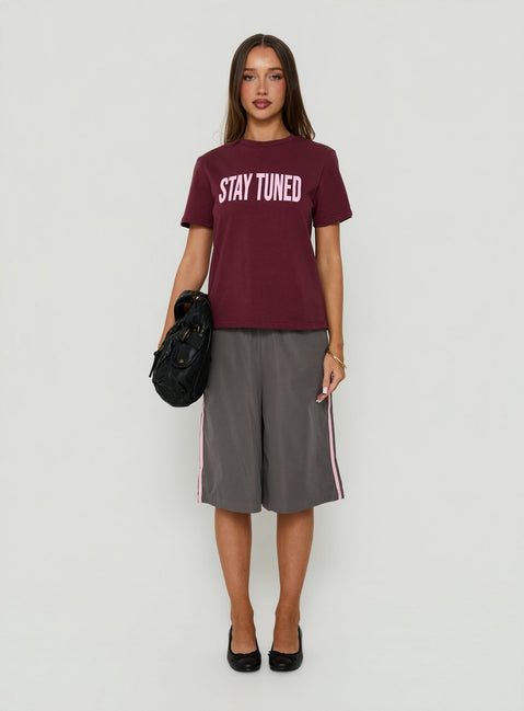Stay Tuned Graphic Baby Tee Plum