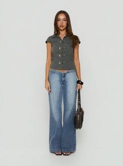 Daleah Frog Closure Top Charcoal