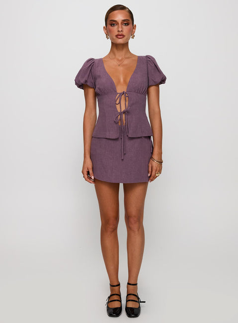 front view of model wearing Princess Polly Gulliver Tie Side Mini Skort Mauve High Waisted Shorts 