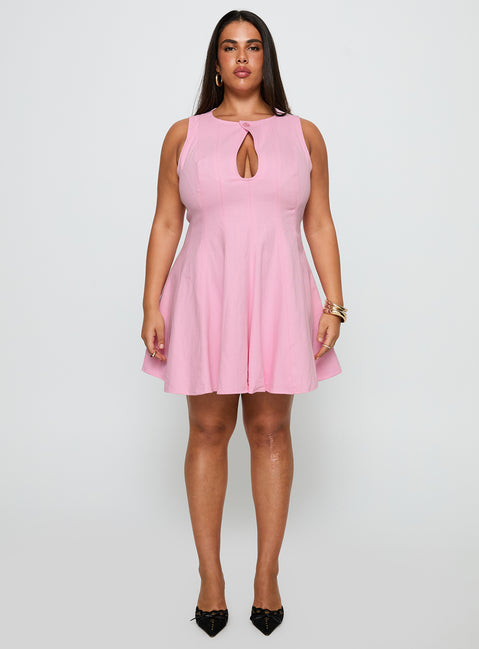 front view of model wearing Princess Polly Precedence Keyhole Mini Dress Pink Curve Crew Neck 