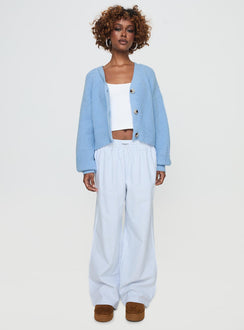 front view of model wearing Princess Polly Leskie Cardigan Pale Blue Cropped Jumpers Jumpers 