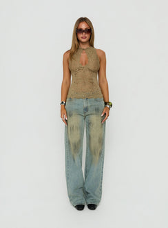 Showcasing the Top Model Jean Stone Blue womens-jeans in high-rise fit front view of model wearing Princess Polly