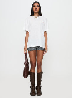 front view of model wearing Princess Polly Bakery Caked Oversized Tee Cream Half Sleeves Crew Neck 