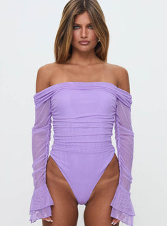front view of model wearing Princess Polly Feel A Way Off Shoulder Bodysuit Lilac Long Sleeve Tops Bodysuit 