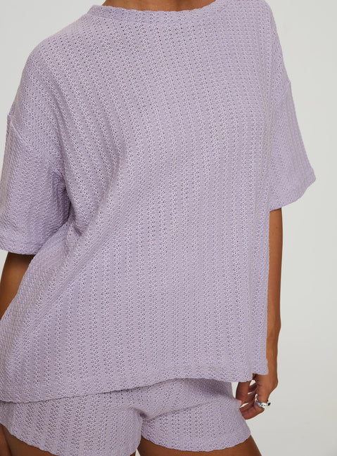 Knit matching set Oversized top, drop shoulder, crew neckline High-waisted shorts, relaxed fit, thick elasticated waistband Good stretch, unlined 