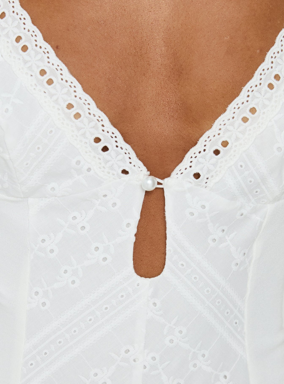 product Princess Polly Nerisse Keyhole Bodysuit White Sleeveless Bodysuit 