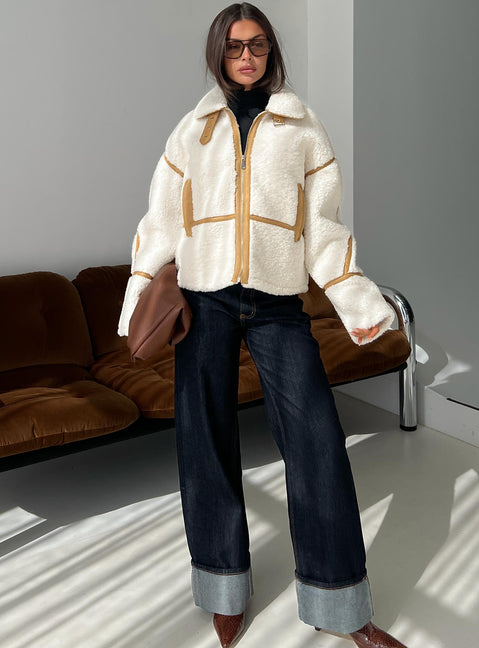 Briane Contrast Teddy Jacket White