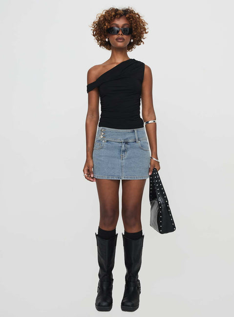   front view of model wearing Princess Polly Brinkman Mini Skirt Light Wash Denim Mini Skirts Skirts 