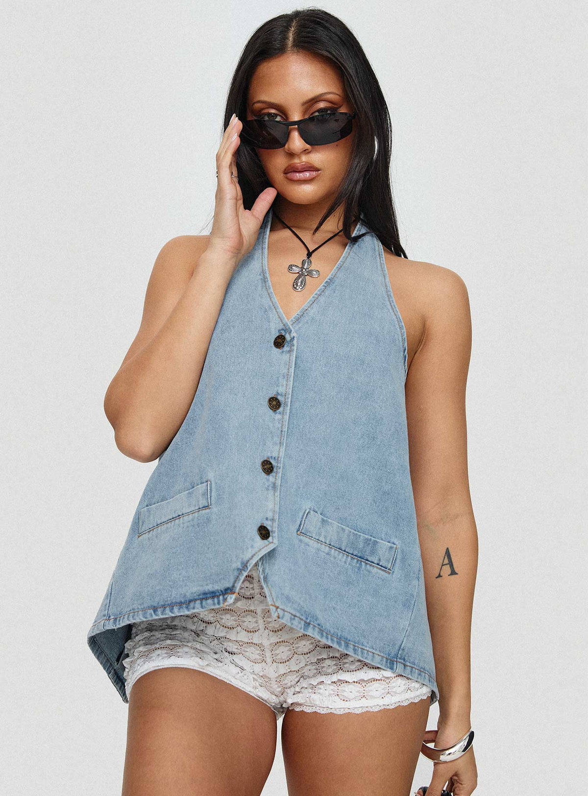 front view of model wearing Princess Polly Hills Halter Washed Blue Sleeveless V-Neck 