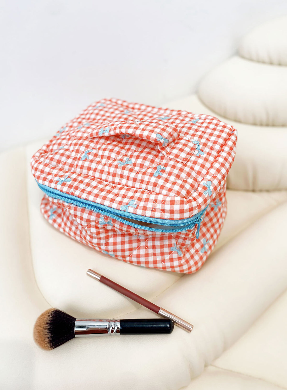 Light Year Pouch Red Gingham