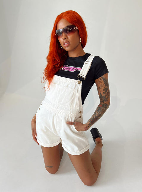 Overalls Adjustable shoulder straps  Button fastening at sides Large chest pockets Front & back pockets  Fixed rolled hem Adjustable straps Non-stretch 