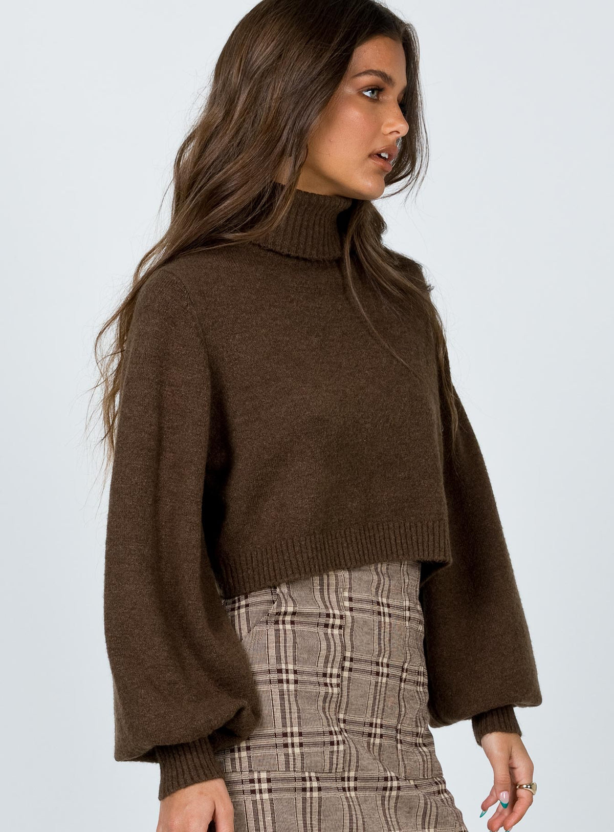 back view of model wearing Princess Polly Zahara Cropped Turtleneck Sweater Brown Cropped Jumpers Jumpers 