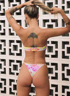 Bikini bottoms High cut bottoms Slim sides Cheeky cut Fully lined